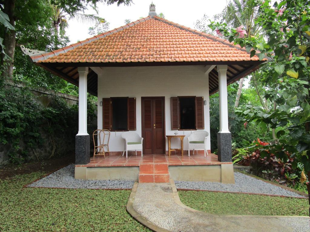 Bukit Asri Lodge Seraya Habitación foto